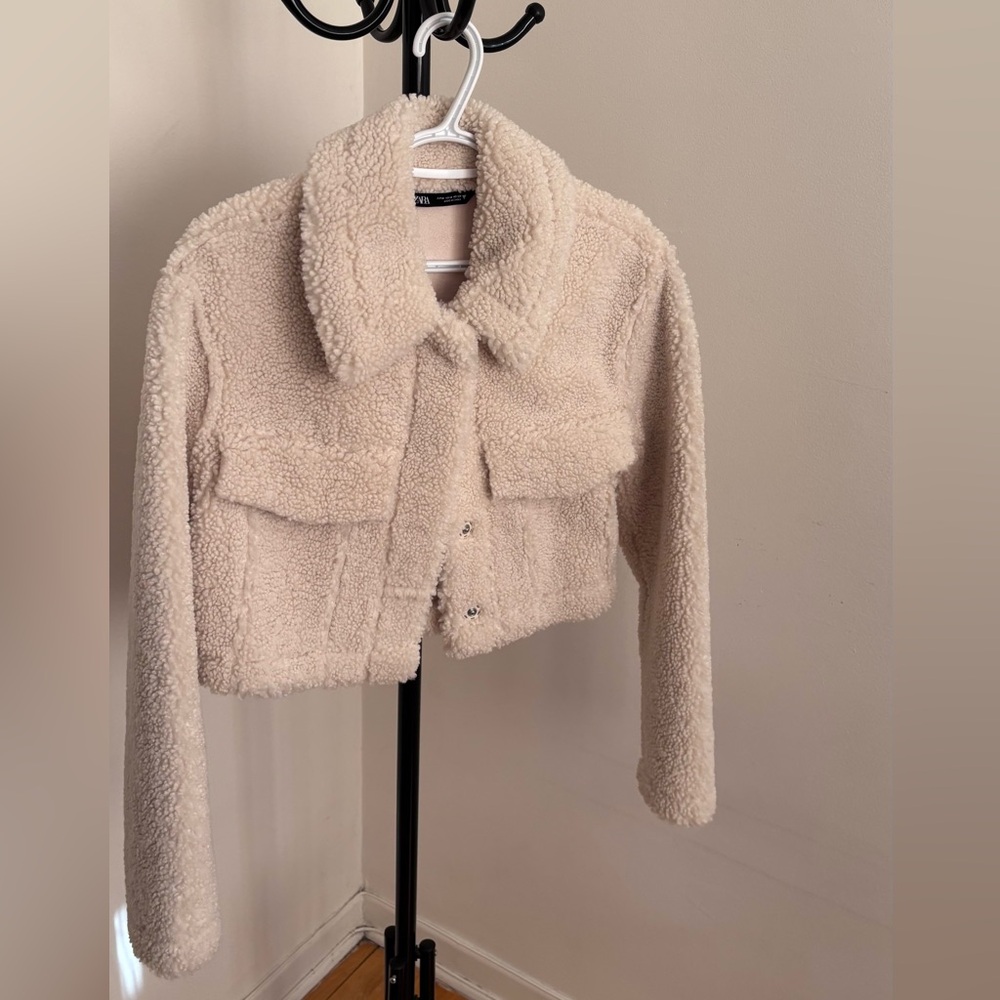 ZARA Women's Cream Sherpa cropped Jacket